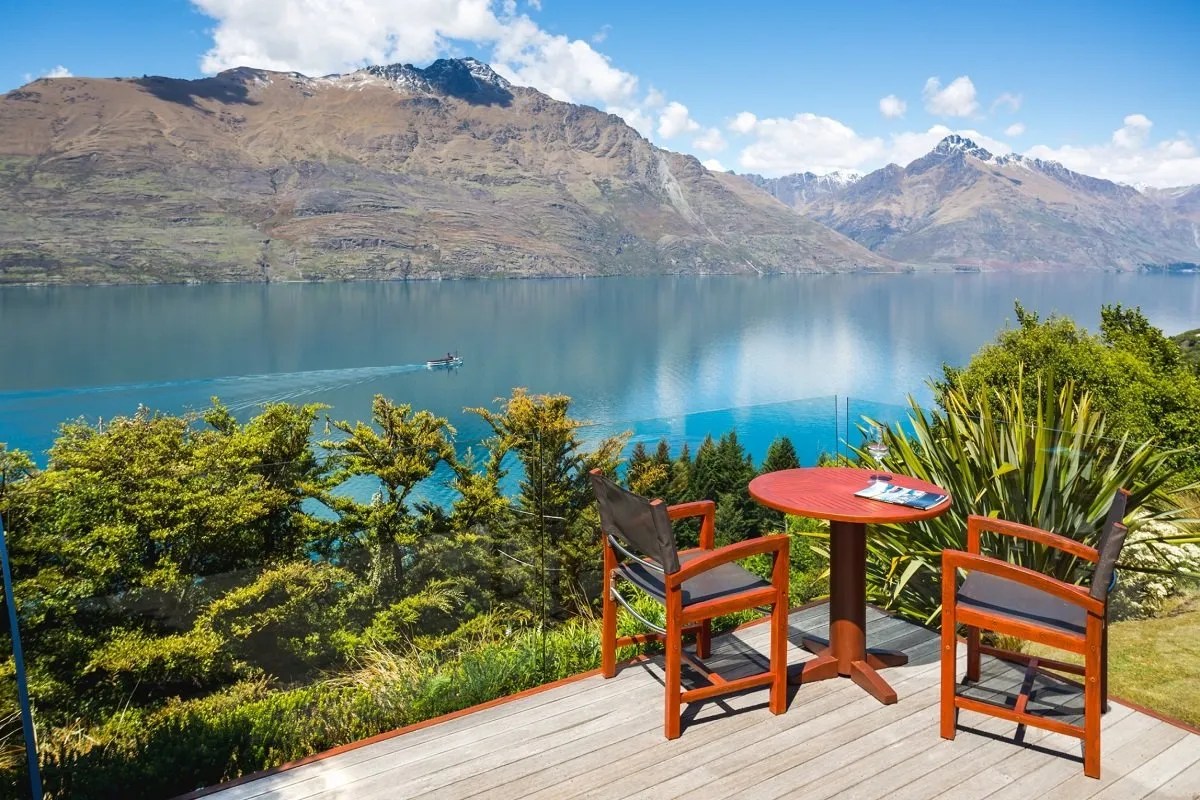 elite travelers in new zealand