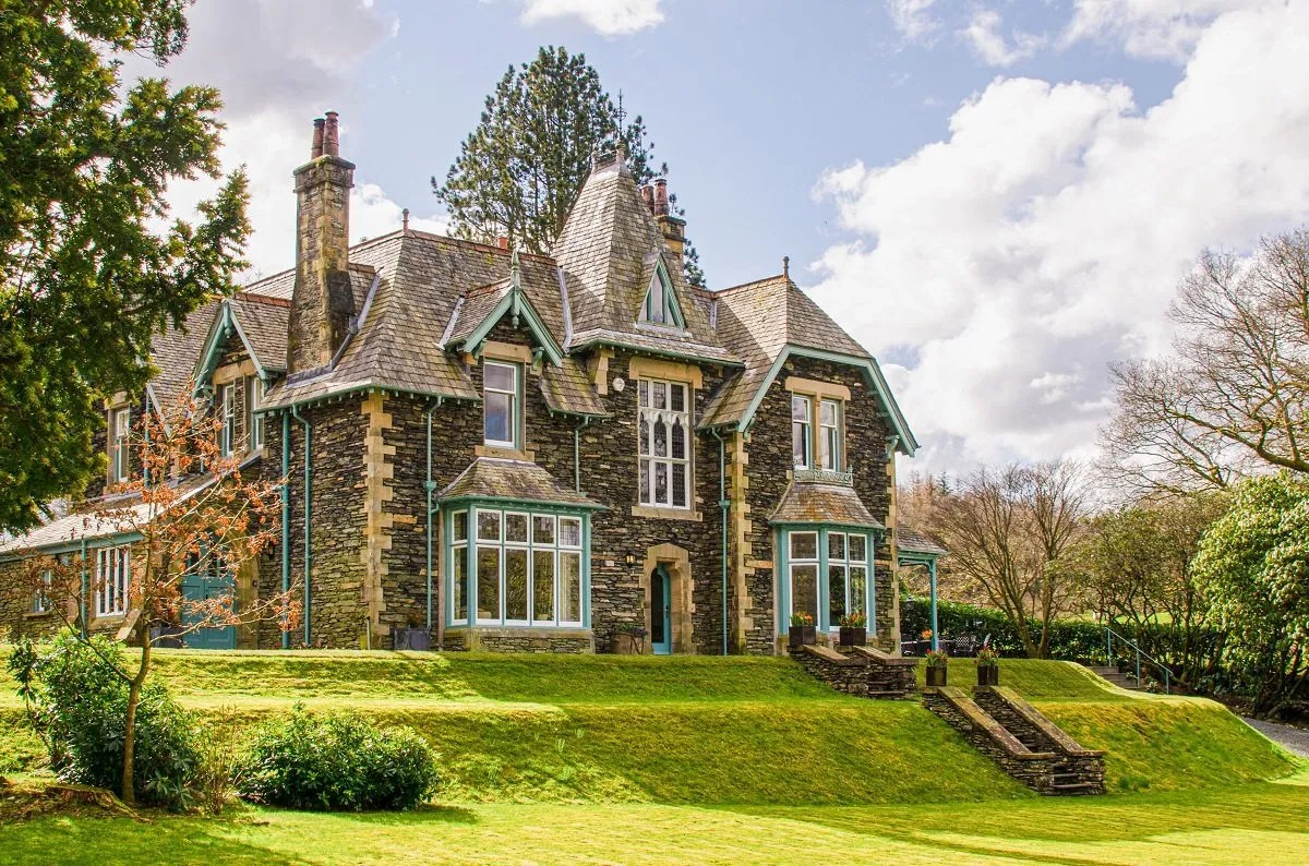 Discover Birkdale House, A Private Mansion In Northern England