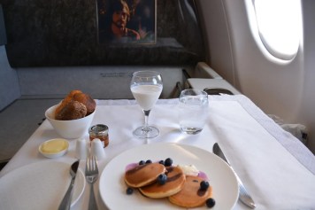 Qatar Airways First Class - Breakfast