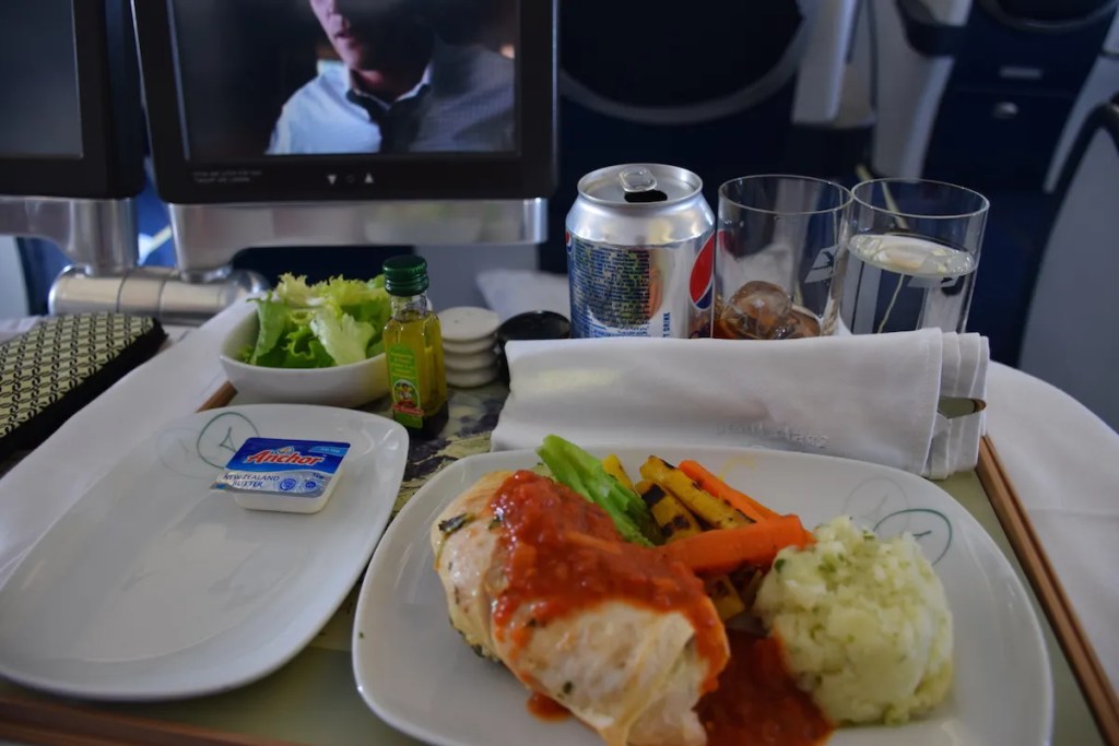 Air Seychelles Business Class - Lunch catering