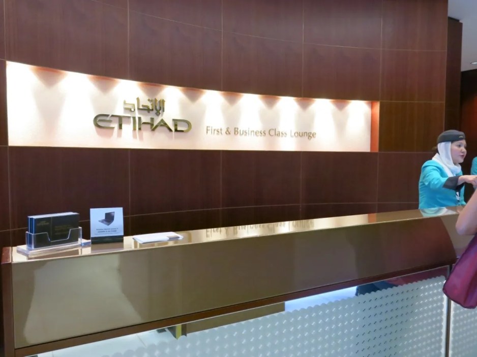 Etihad Airways First Class Lounge - Reception