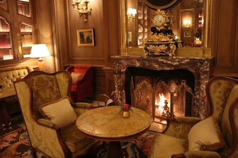 Salon Proust fireplace