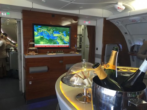 Emirates A380 Business Class - Relaxation lounge