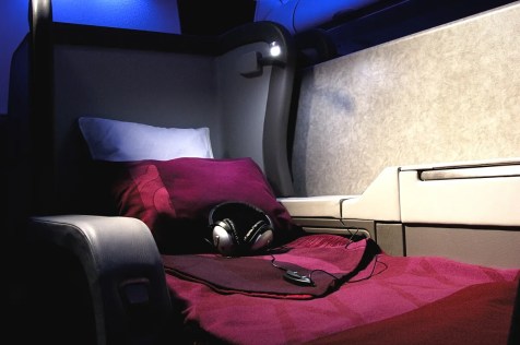 Qatar Airways First Class - Bed