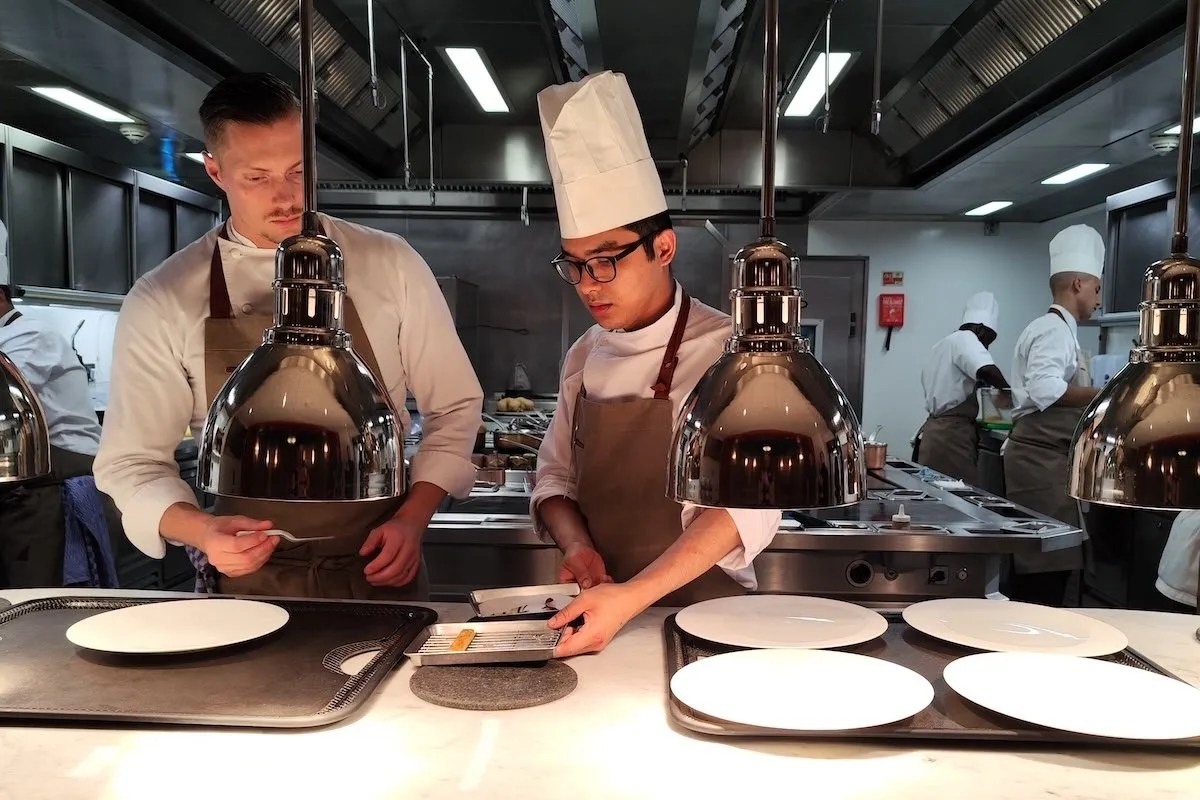 The Chef's table facing the kitchen